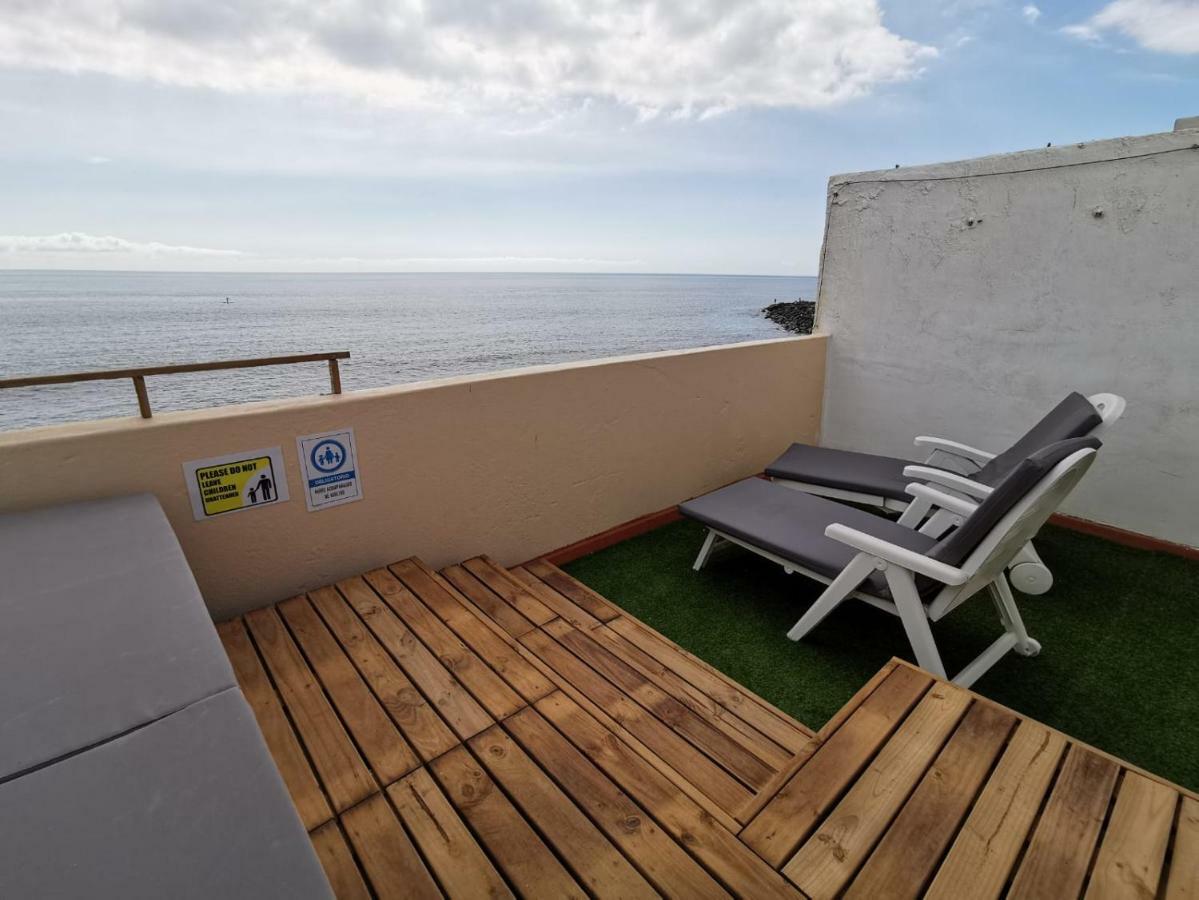 Bed And Breakfast By The Sea Pozo Izquierdo Exterior photo